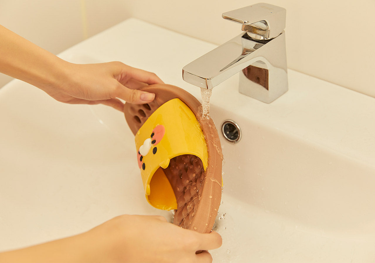 Kakao Friends: Choonsik Bathroom Slippers 춘식이 욕실슬리퍼