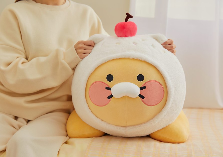Kakao Friends: Ribbon Mega Body Pillow Choonsik 리본 메가 바디 필로우 춘식이 