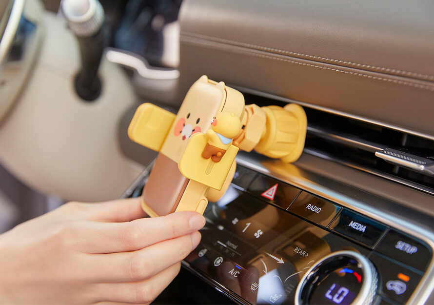 Kakao Friends: Car Charging Phone Holder Choonsik 춘식이 오토 무선 충전 거치대