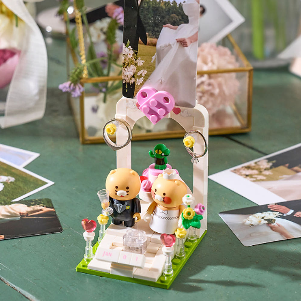 [KAKAO FRIENDS] Wedding Brick Figure Choonsik - 해피 웨딩 브릭피규어 춘식이