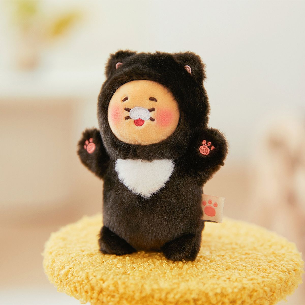 Kakao Friends: Plush Toy Keyring - Tuxedo Meow Choonsik 춘식이는 최고양 키링인형 턱시도냥 춘식이