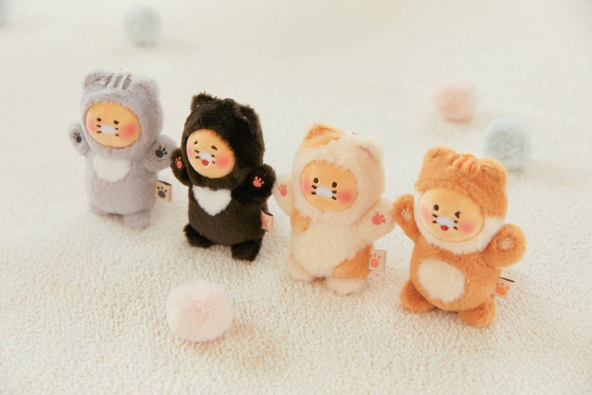 [KAKAO FRIENDS] Plush Toy Keyring Gray Meow Choonsik - 춘식이는 최고양 키링 인형 그레이냥 춘식이