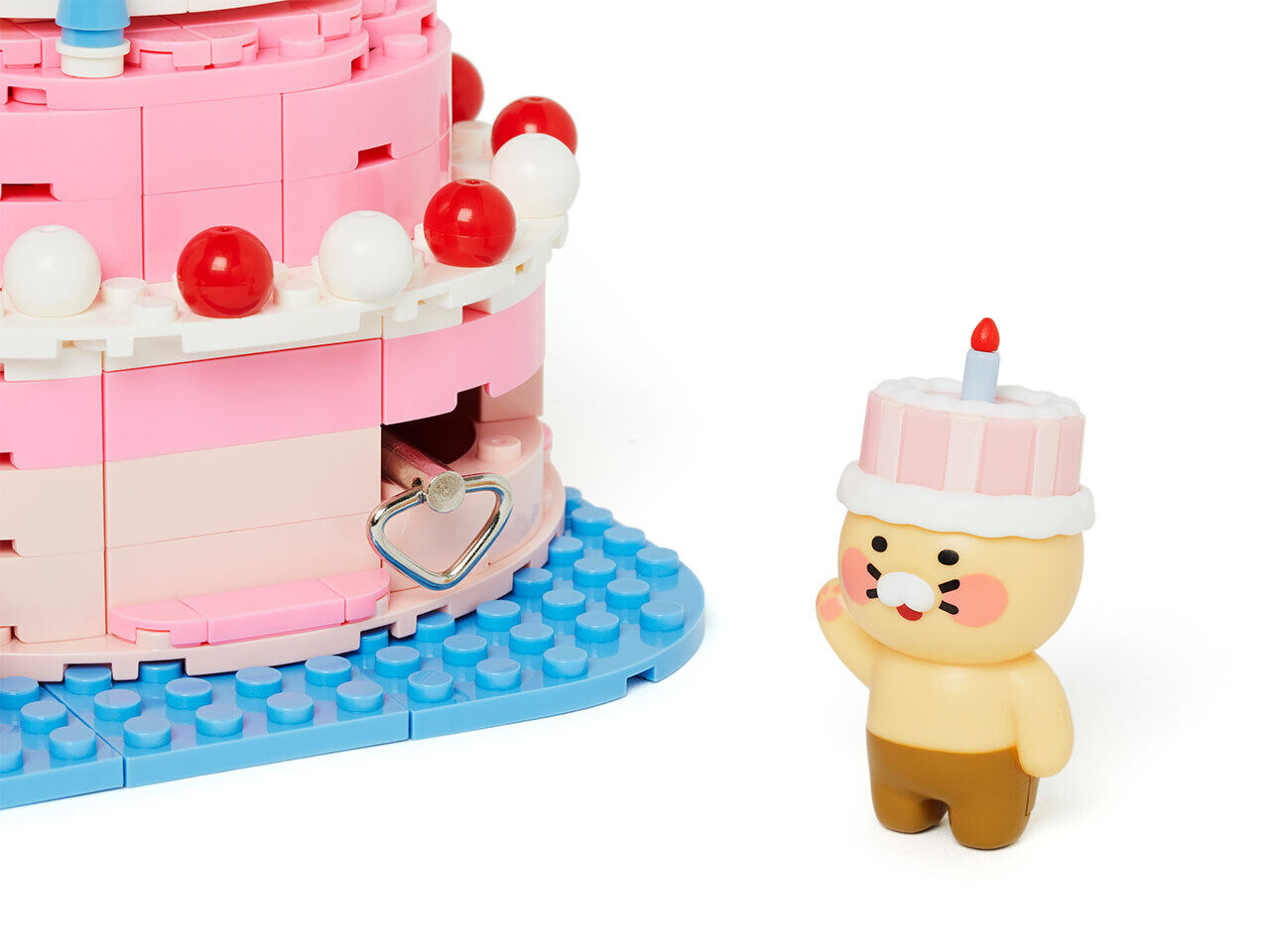 Kakao Friends: Cake Brick Figure - Ryan & Choonsik	라이언 춘식이 케잌 브릭 피규어