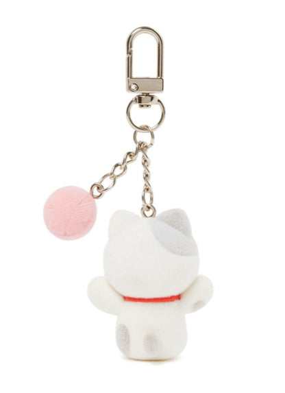 Kakao Friends: Figure Keychain Hug Me Choonsik (Meow Meow) 냥냥 피규어키링 허그미_춘식이