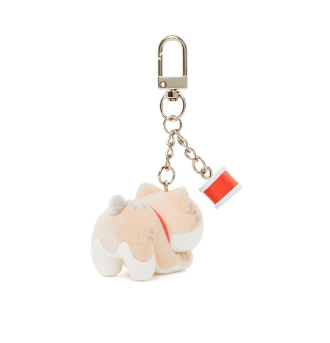 Kakao Friends: Figure Keychain Stretching Choonsik (Meow Meow) 냥냥 피규어키링 스트레칭_춘식이