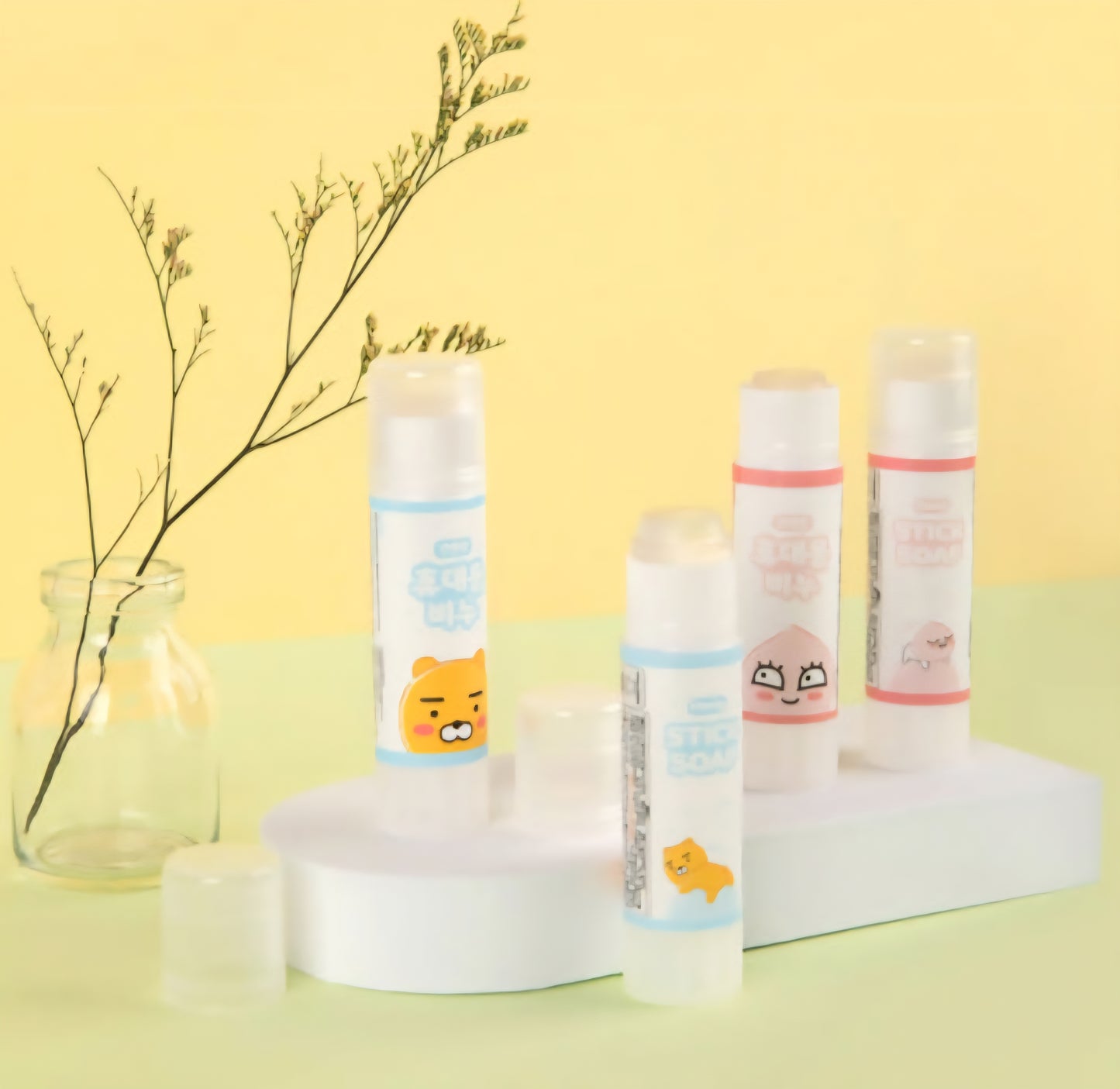 [KAKAO FRIENDS] Handy Stick Soap 4pc Set- 휴대용 핸디 스틱 비누 4개 세트