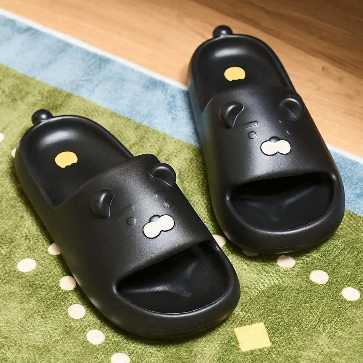 [KAKAO FRIENDS] Black Choonsik Slipper Men Ryan - 블랙춘 슬리퍼 남성 라이언