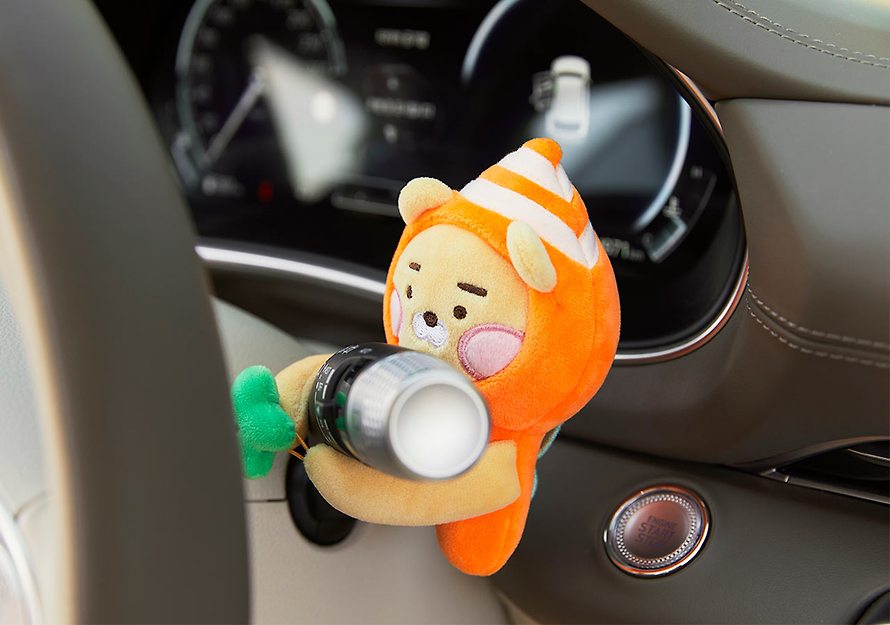 [KAKAO FRIENDS] Ryan Safety Fairy Deco Stuffy - 안전요정 차량 데코인형_라이언