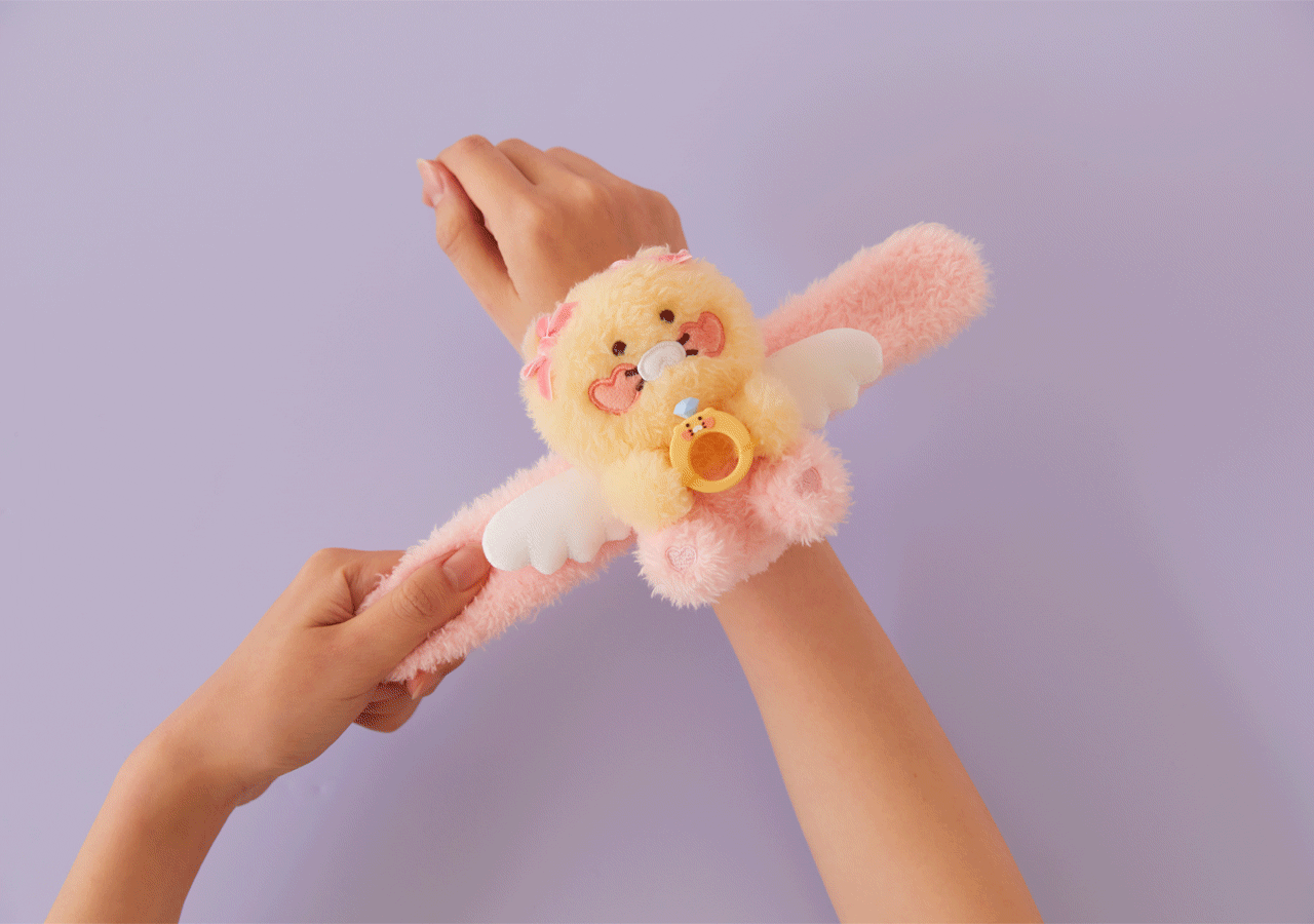 [KAKAO FRIENDS] Choonsik Propose Bracelet Stuffy	프로포즈 팔찌 인형_춘식이
